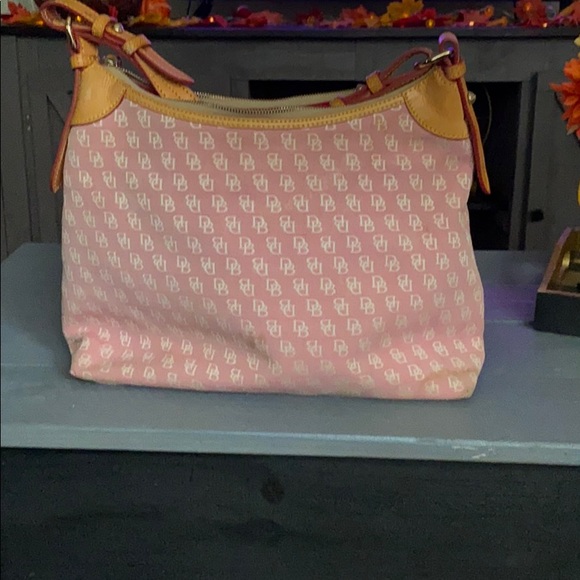 Dooney& Bourke - Picture 2 of 6